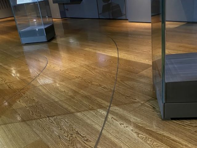 classic-floor-cleaning (2)-kireth-ai